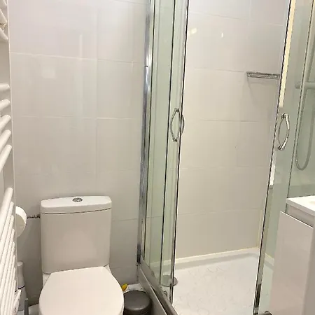 Fully Renovated 33 Sqm 1 Bedroom - Hearth Of * 파리
